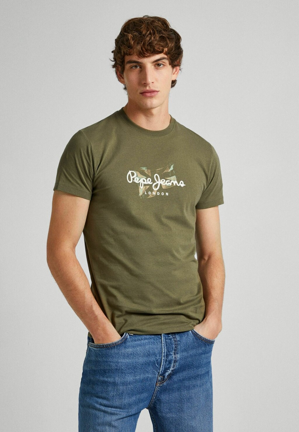 

Футболка с принтом Count Pepe Jeans, цвет military green