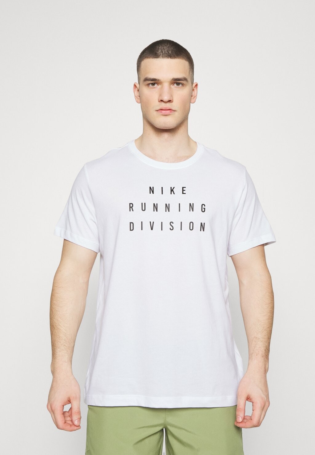 

Футболка Nike