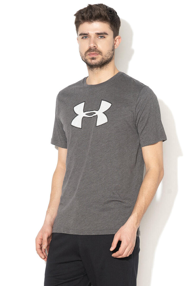 

Футболка с короткими рукавами и большим логотипом Under Armour, темно-серый