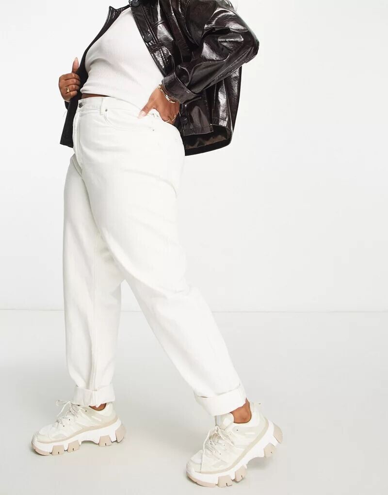 

Бежевые джинсы с напуском Mom ASOS DESIGN Curve