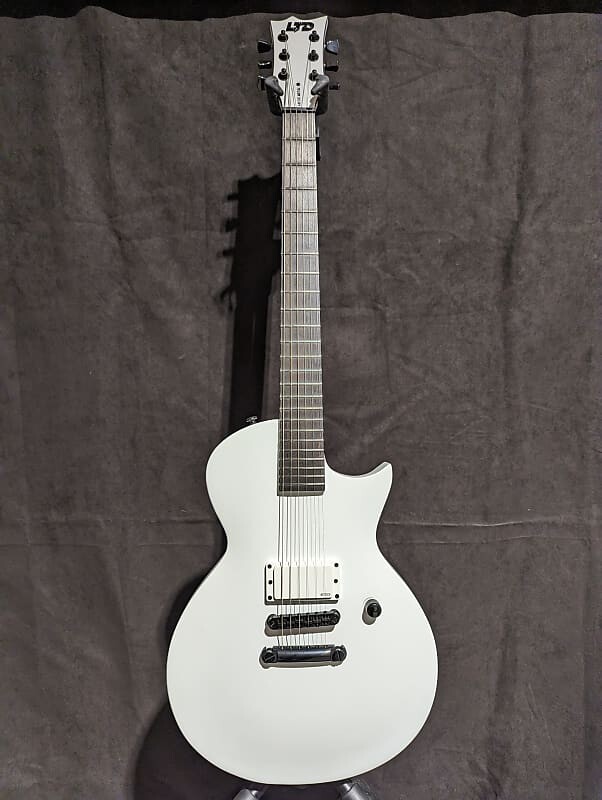 

Электрогитара ESP LTD EC Arctic Metal Snow White Satin Solid Body Electric Guitar