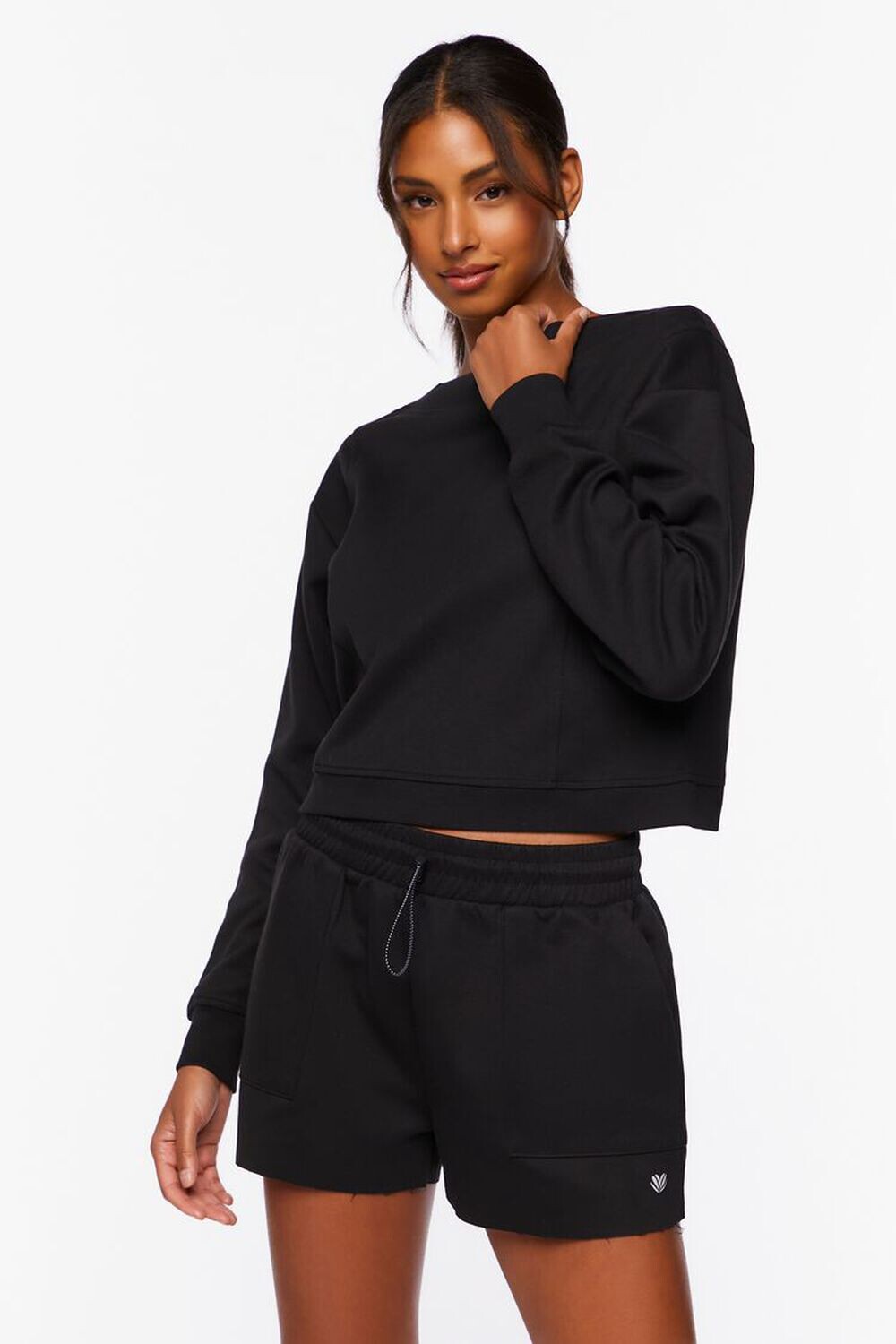 

Шорты Active с завязками на шнурке Forever 21, черный