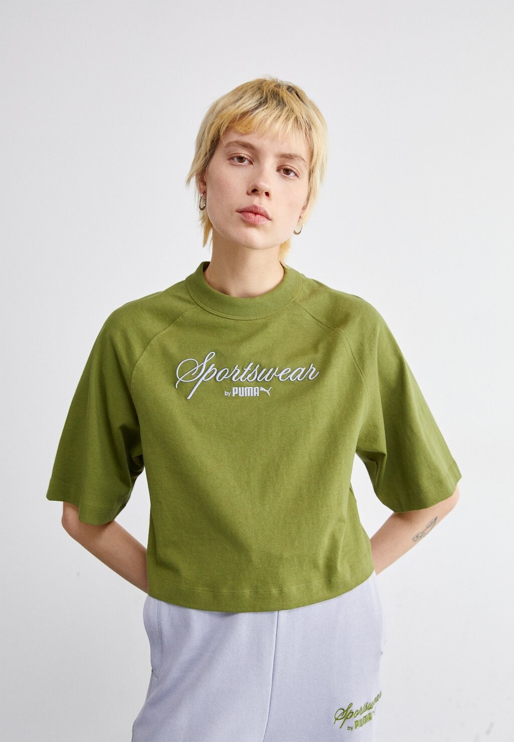 

Футболка с принтом CLASSICS OVERSIZED TEE Puma, цвет olive green