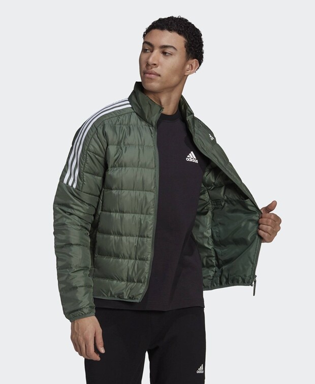 

Стеганая куртка adidas Sportswear, зеленый