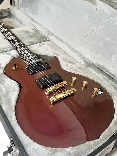 Электрогитара ESP LTD EC-1000 Electric Guitar, Set Neck, Gold Andromeda w/ESP Form Fit Case 2023 кабель гитарный малошумящий 3 м esp ec c 22