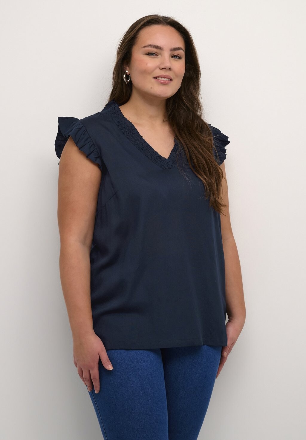 

Блуза DAHLIE SMOCK Kaffe Curve, темно-синий