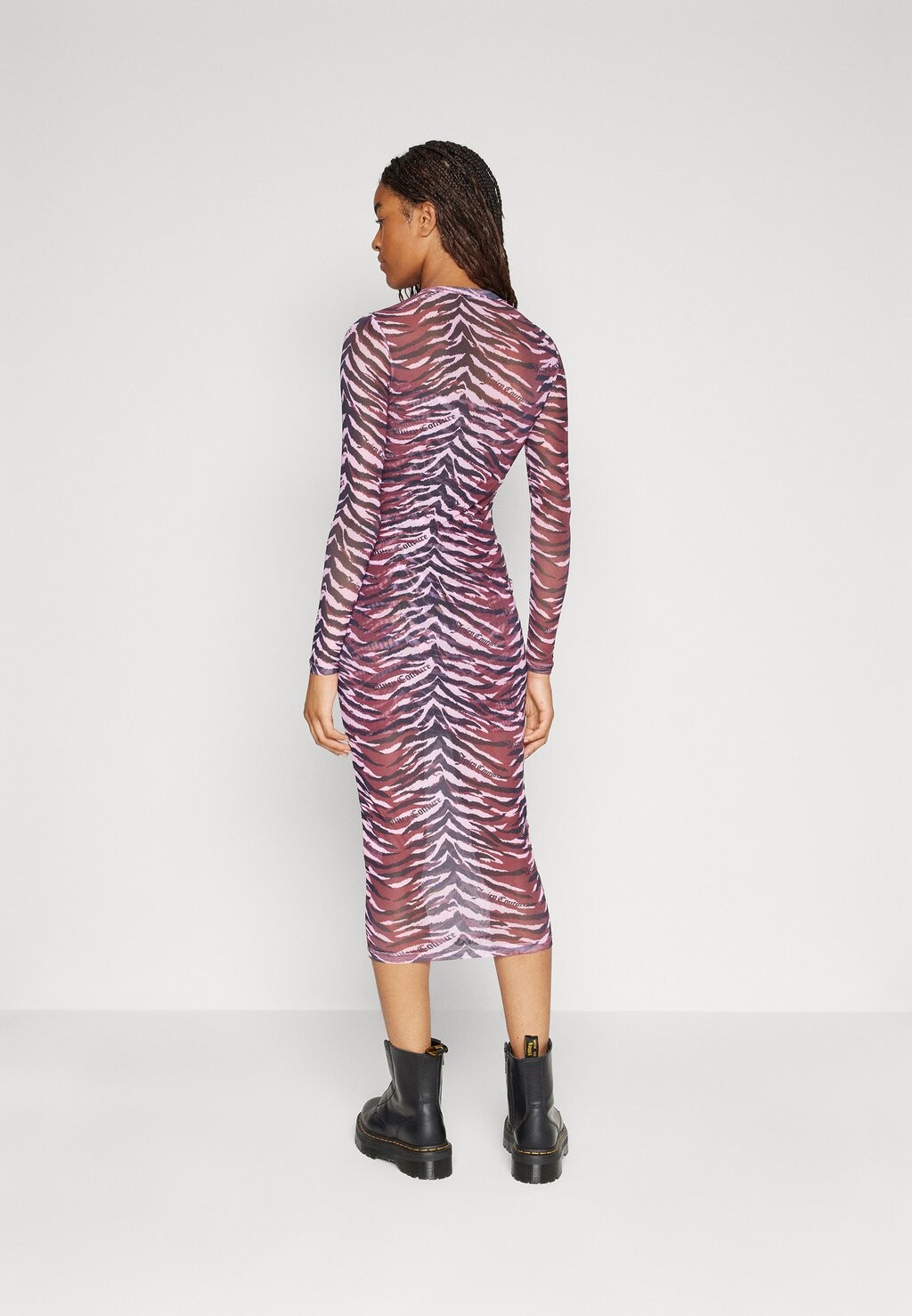 

Повседневное платье LONG SLEEVE TIGER PRINT MIDI DRESS Juicy Couture, розовый