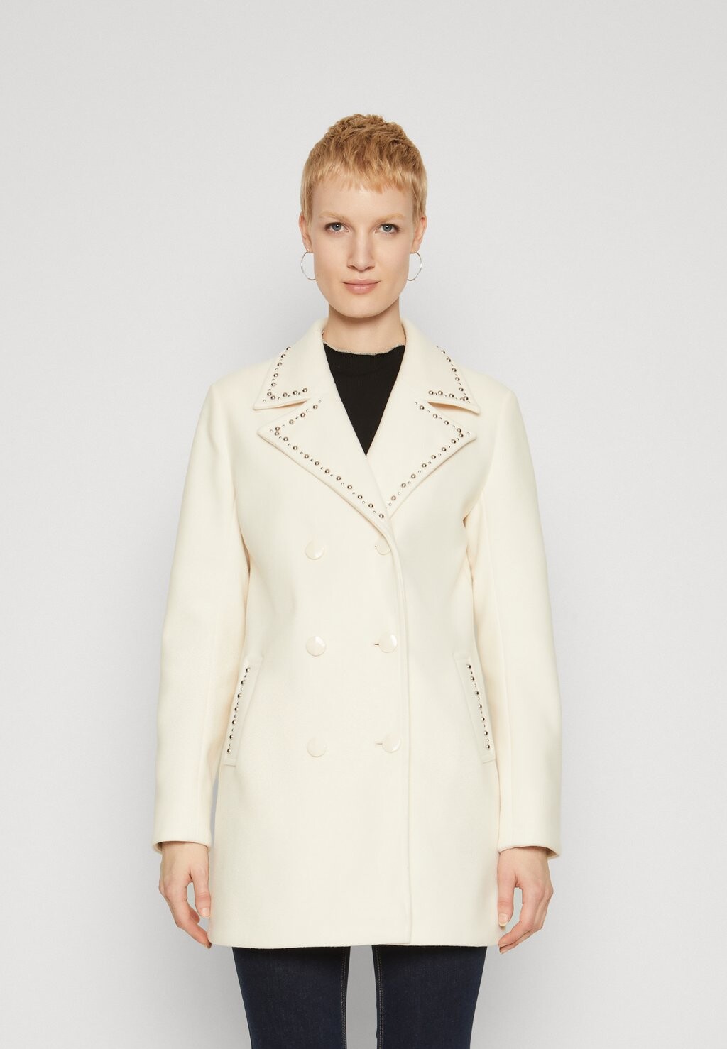 

Короткое пальто Onlingrid Studded Пальто ONLY Tall, цвет ecru