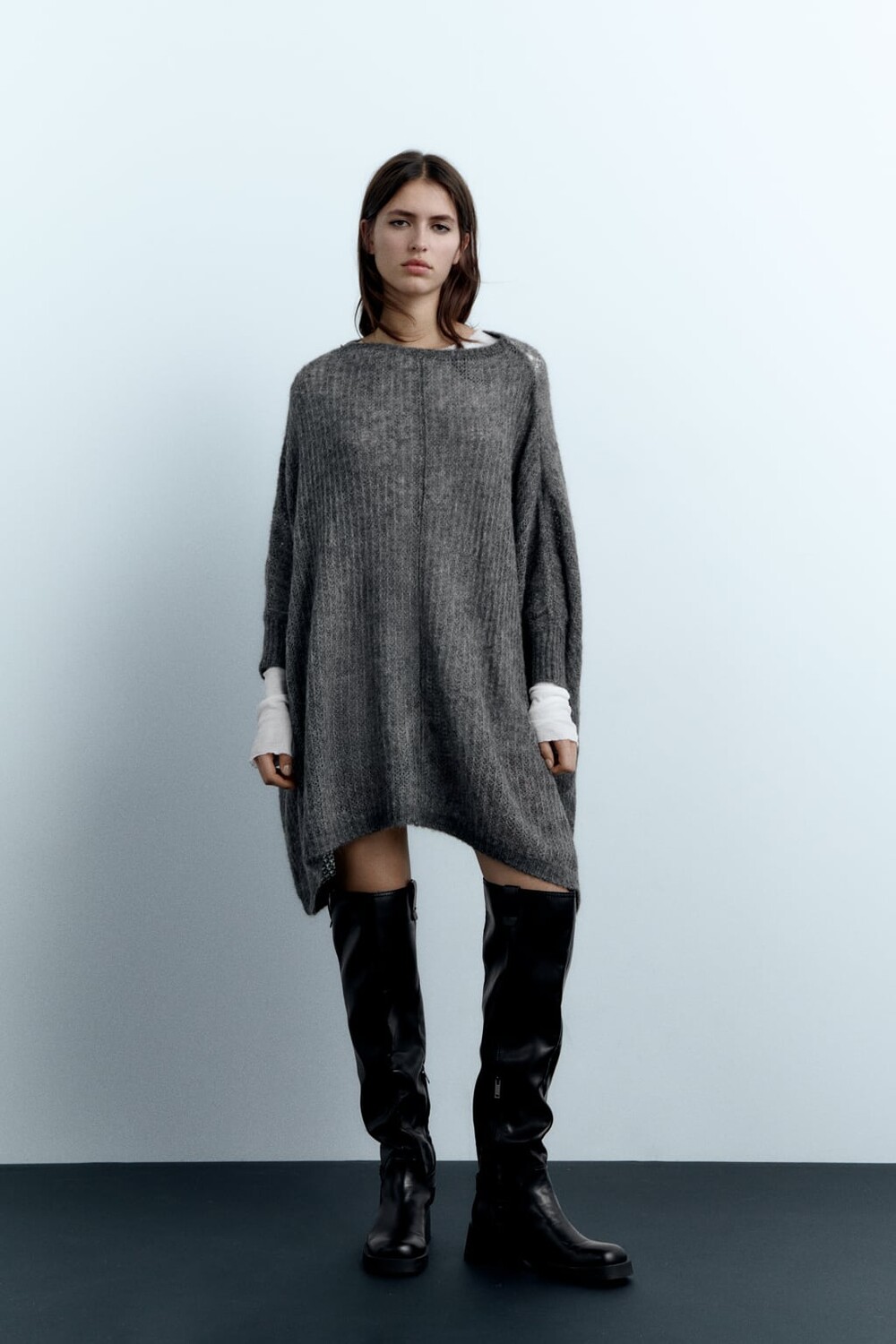 

Свитер с накидкой открытой вязки ZARA, серый