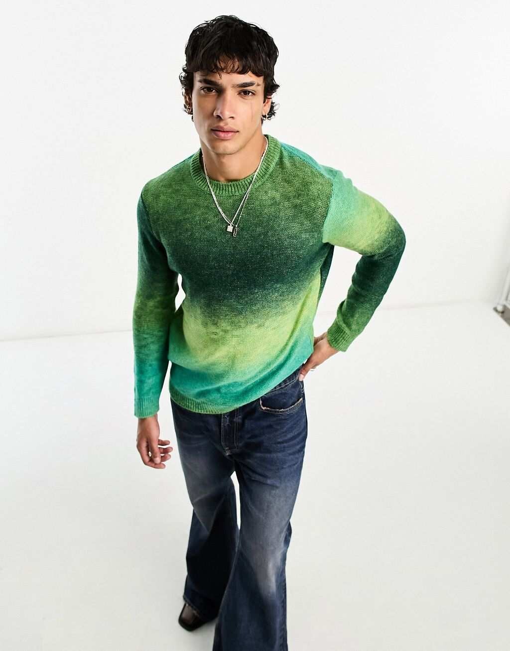 

Зеленый вязаный джемпер с полосками омбре ASOS DESIGN