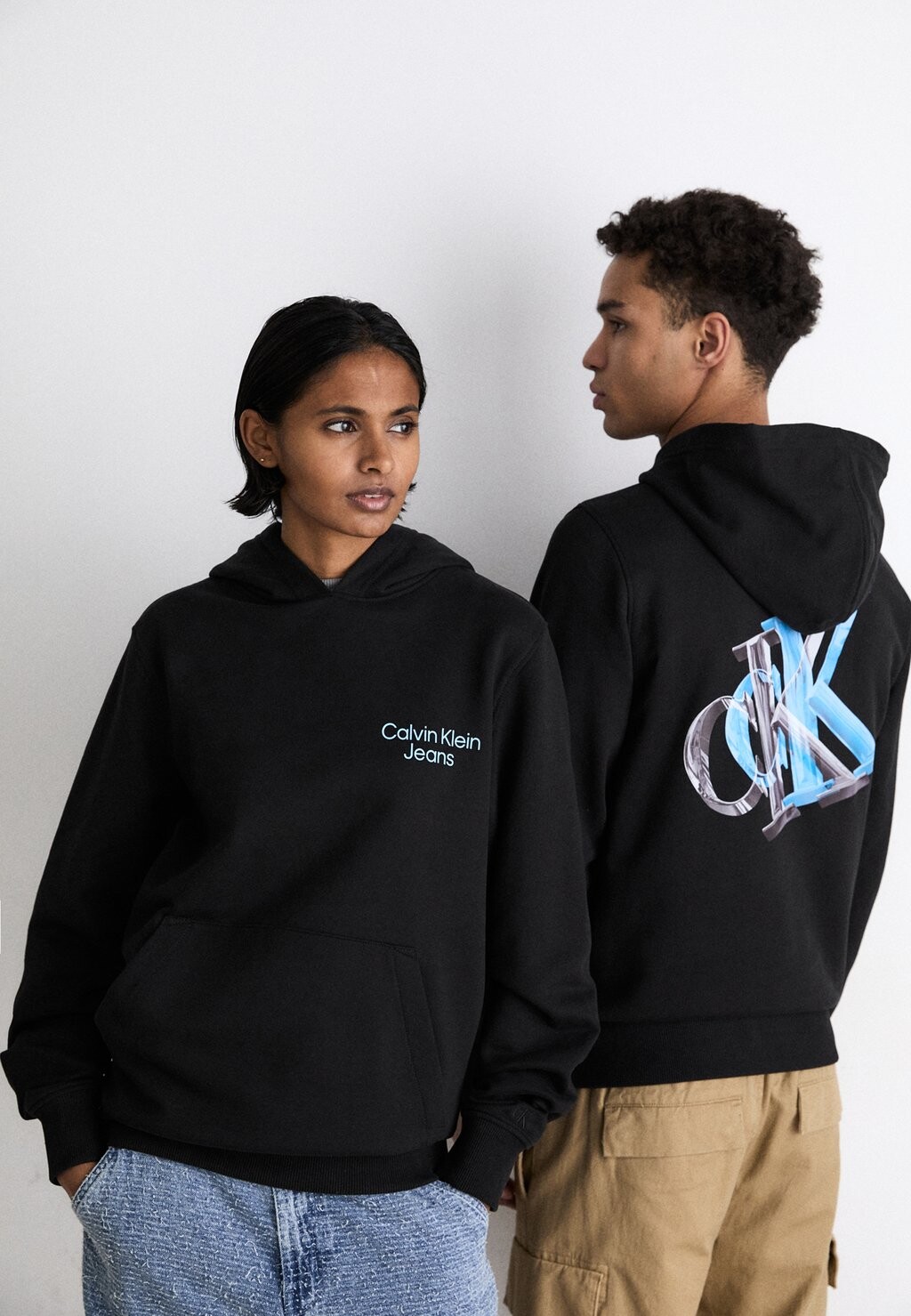 

Толстовка UNISEX Calvin Klein Jeans, черный