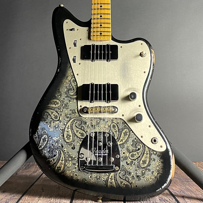 Электрогитара Fender Custom Shop LTD Custom Jazzmaster, Relic- Aged Black Paisley цена и фото
