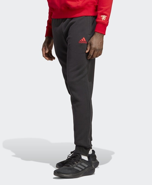 

Тренировочные штаны adidas, черный