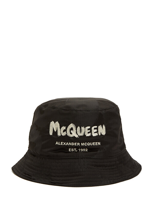 

Черно-белая женская шляпа с детальным логотипом Alexander McQueen