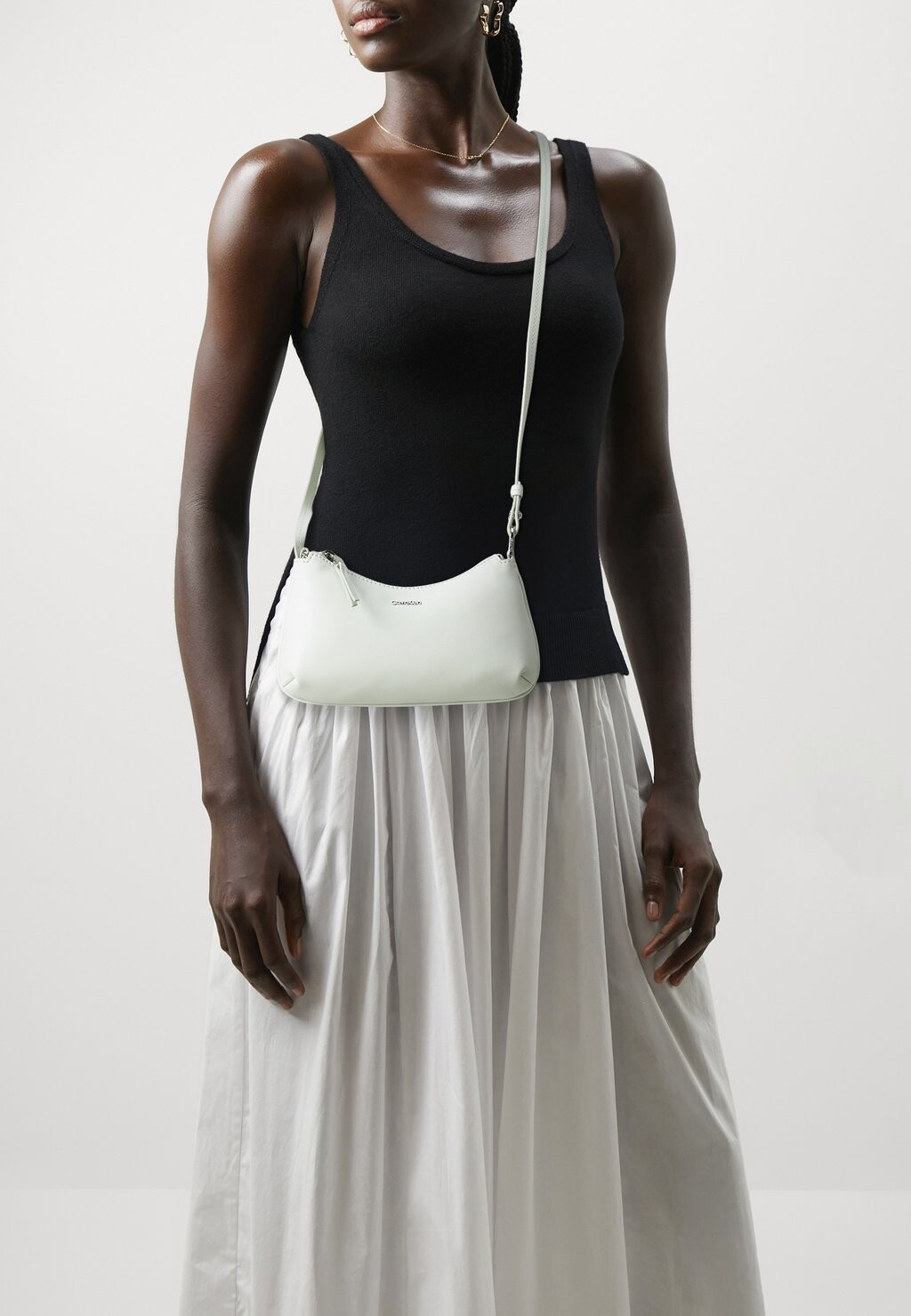 

Сумка через плечо EMMA CROSSBODY BAG Calvin Klein, цвет milky green