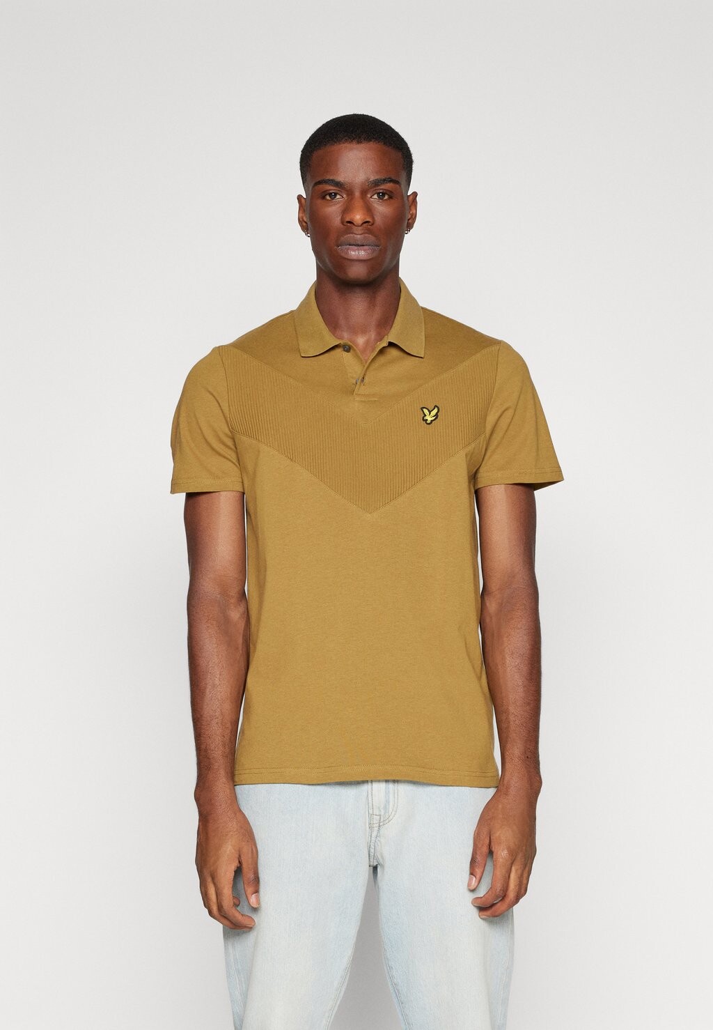 

Базовая футболка CHEVRON Lyle & Scott, оливкового цвета, Зеленый