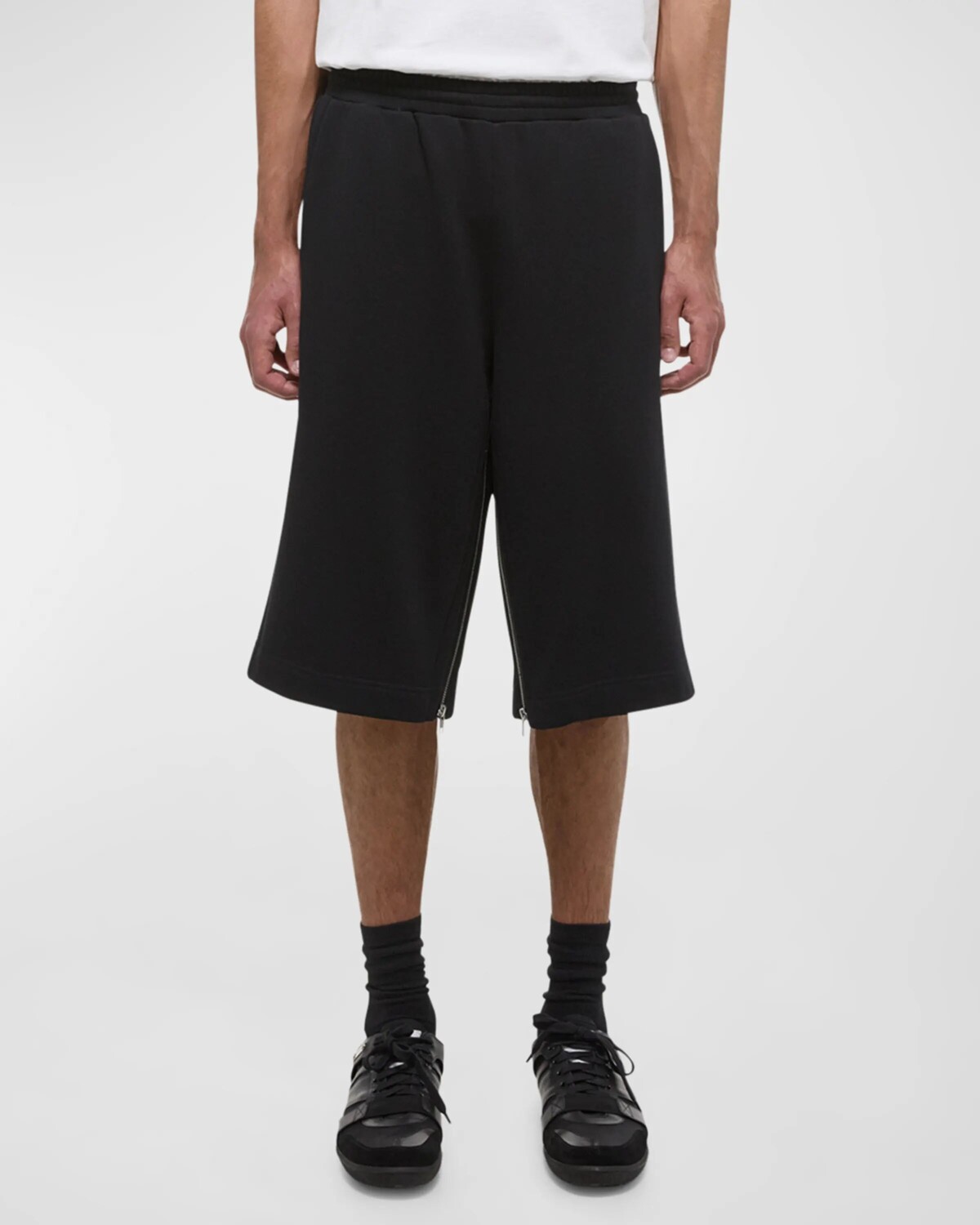 

Мужские широкие шорты со ластовицей Helmut Lang, цвет Black