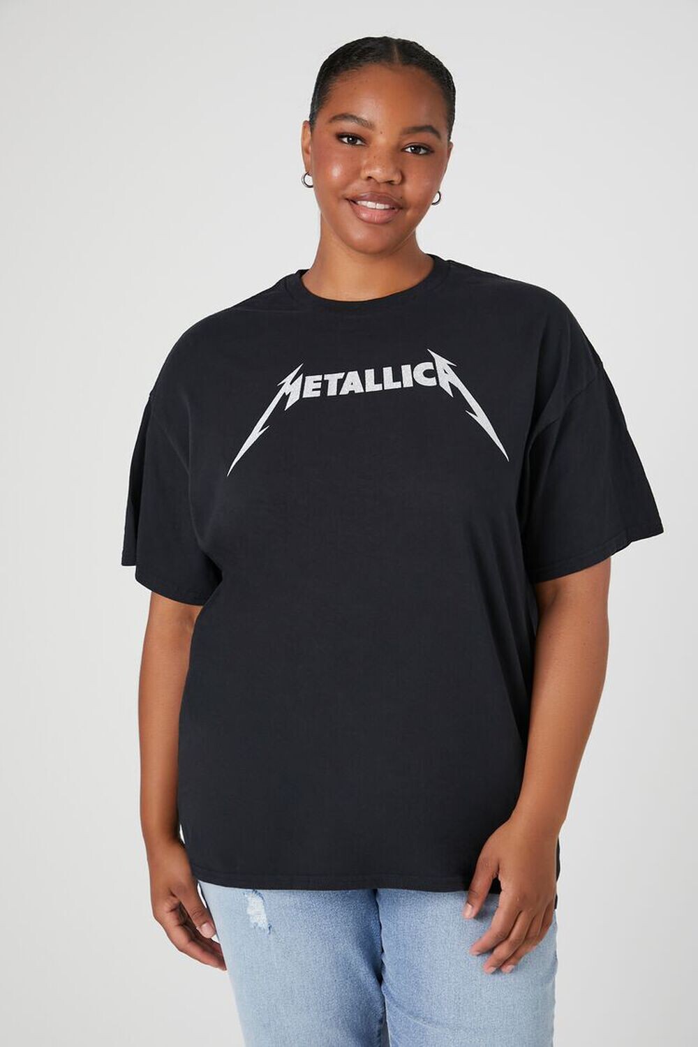 

Футболка с рисунком Metallica больших размеров Forever 21, черный