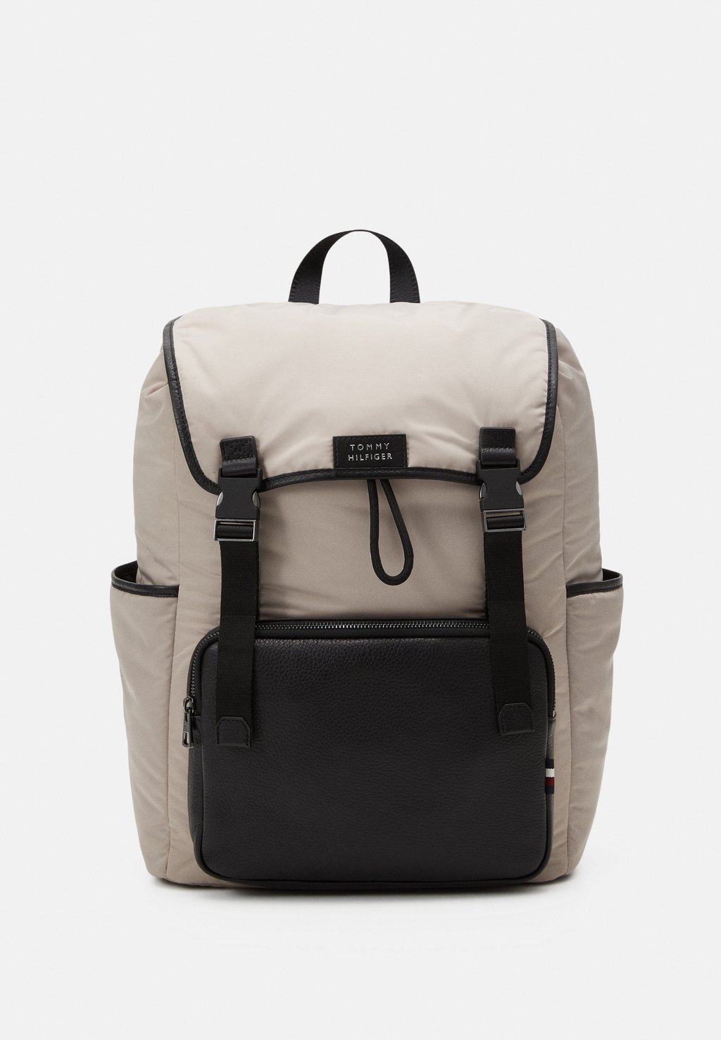 Рюкзак LUX FLAP BACKPACK , цвет smooth taupe Tommy Hilfiger
