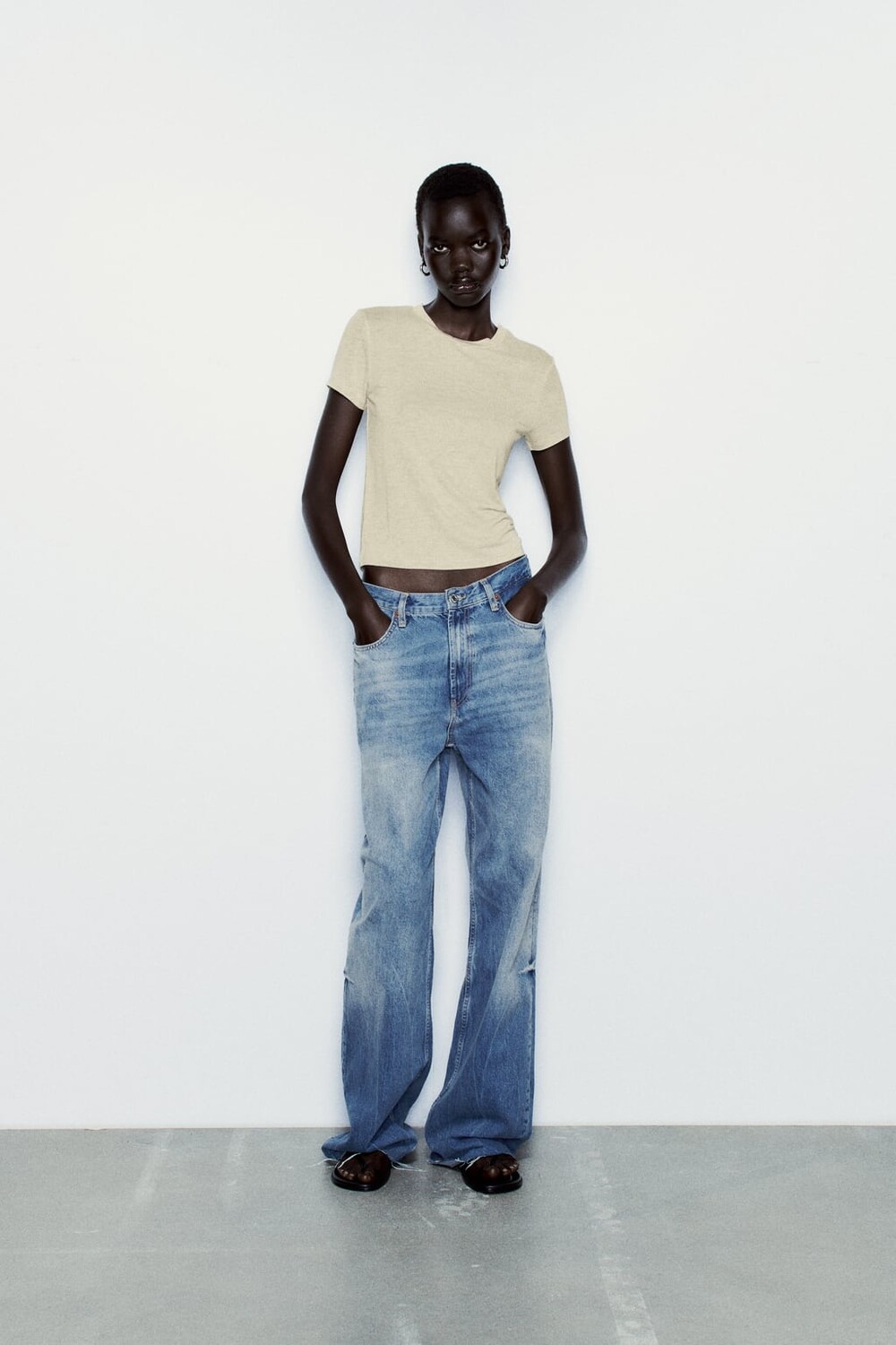 

Футболка из лиоцельной шерсти с коротким рукавом ZARA, экру