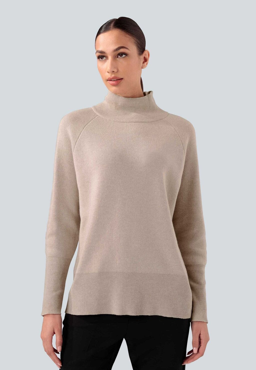 

Джемпер Alba Moda