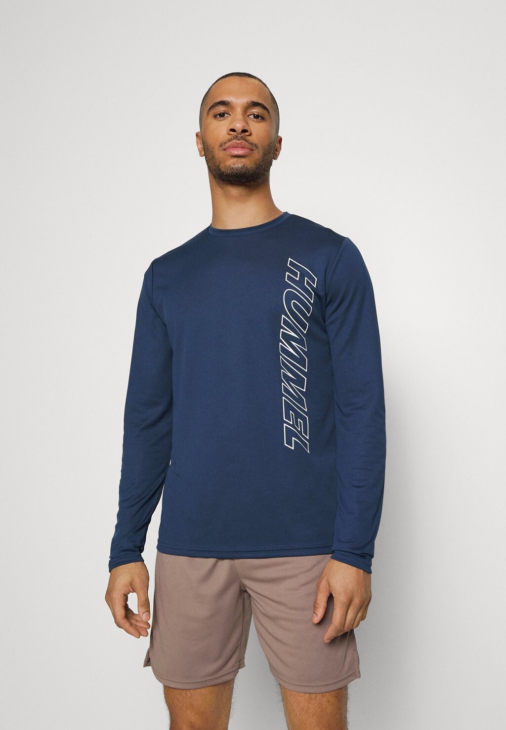 

Спортивная футболка Hummel, синий