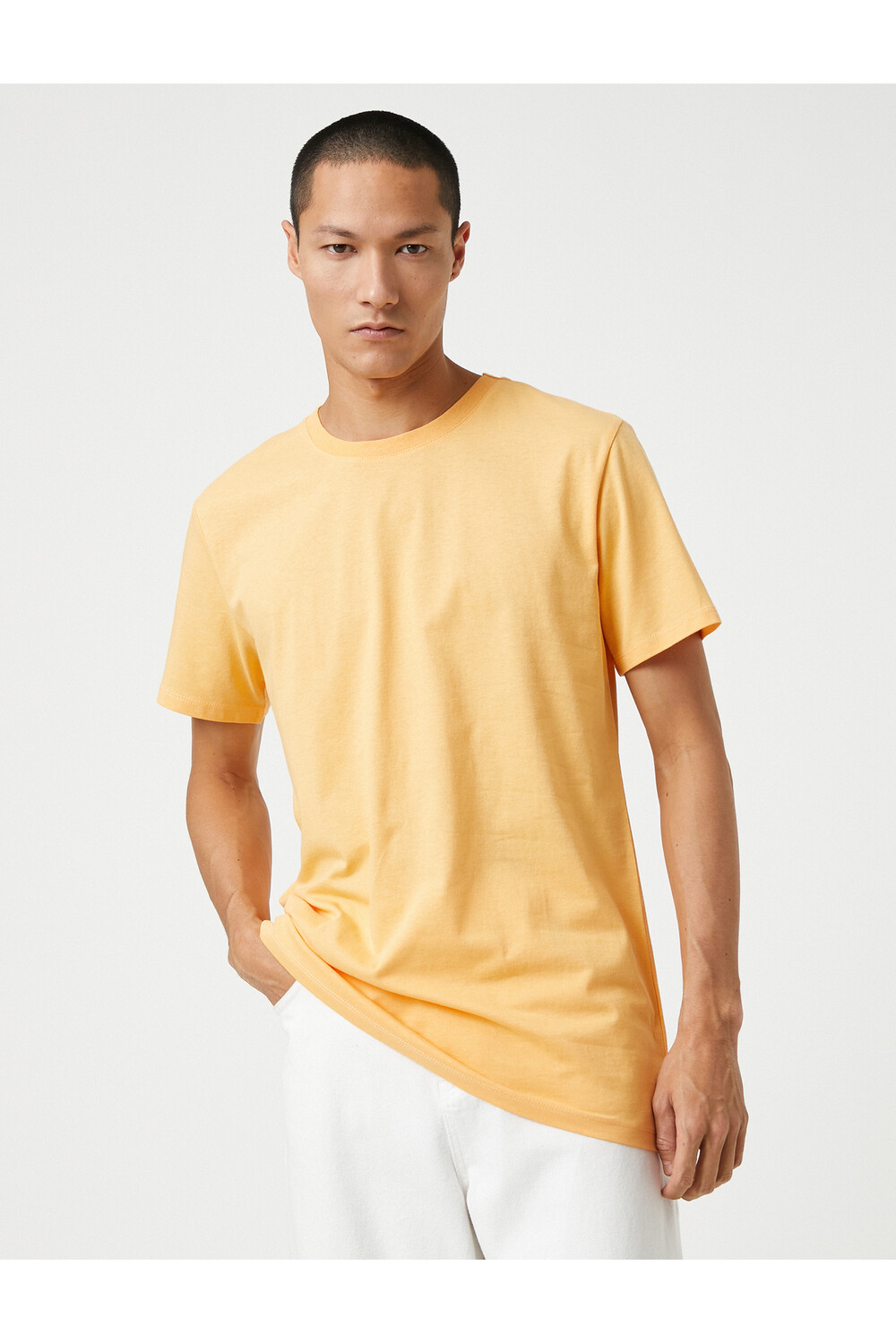

Базовая футболка Slim Fit с круглым вырезом и короткими рукавами, хлопок Koton, оранжевый