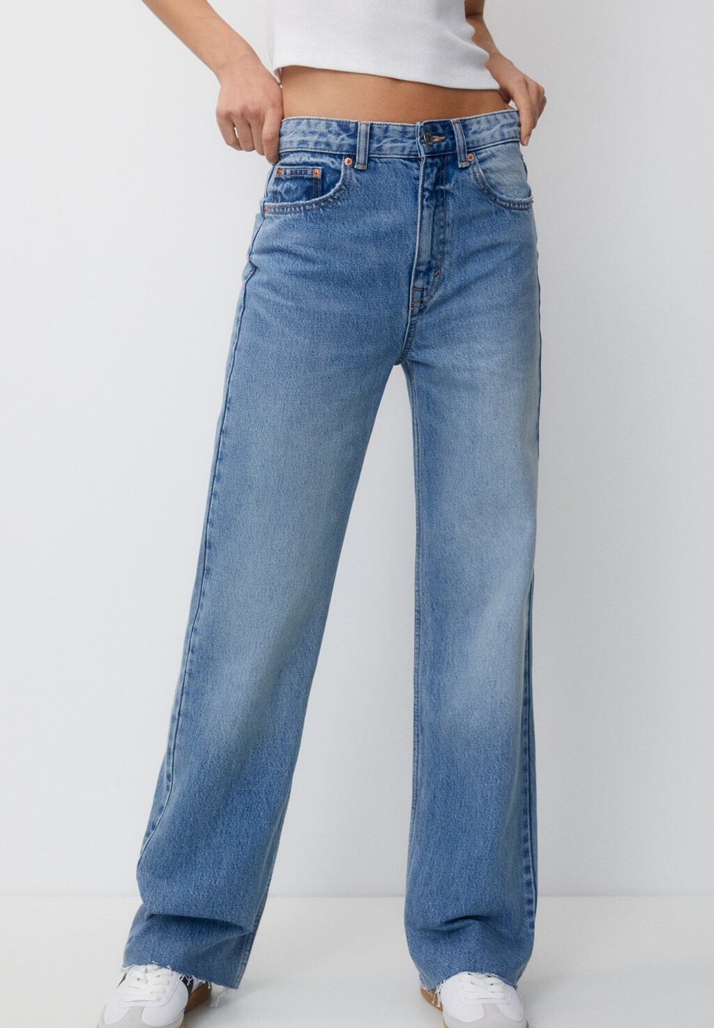

Джинсы-сигареты Basic PULL&BEAR, цвет blue denim