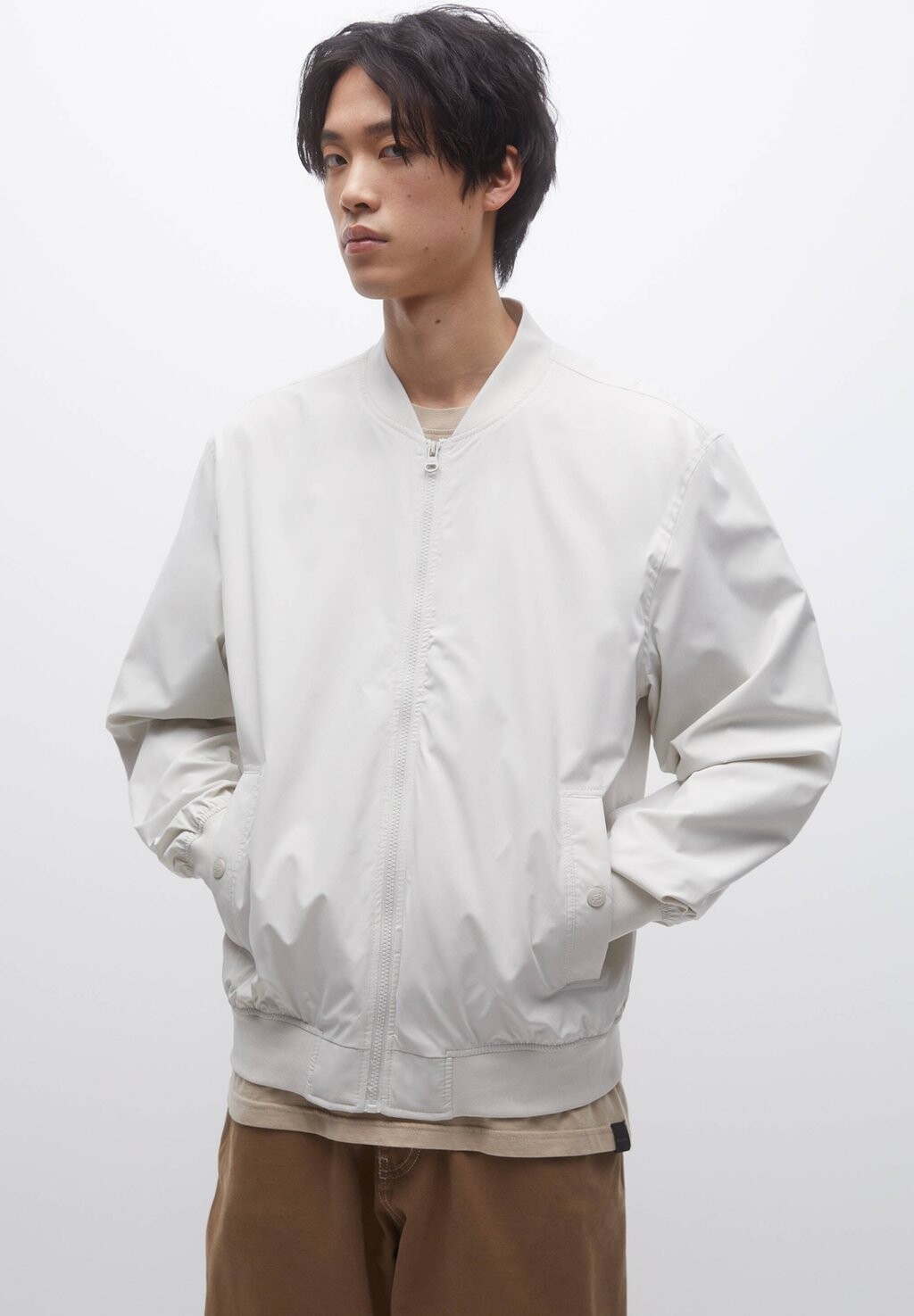 

Бомбер PULL&BEAR