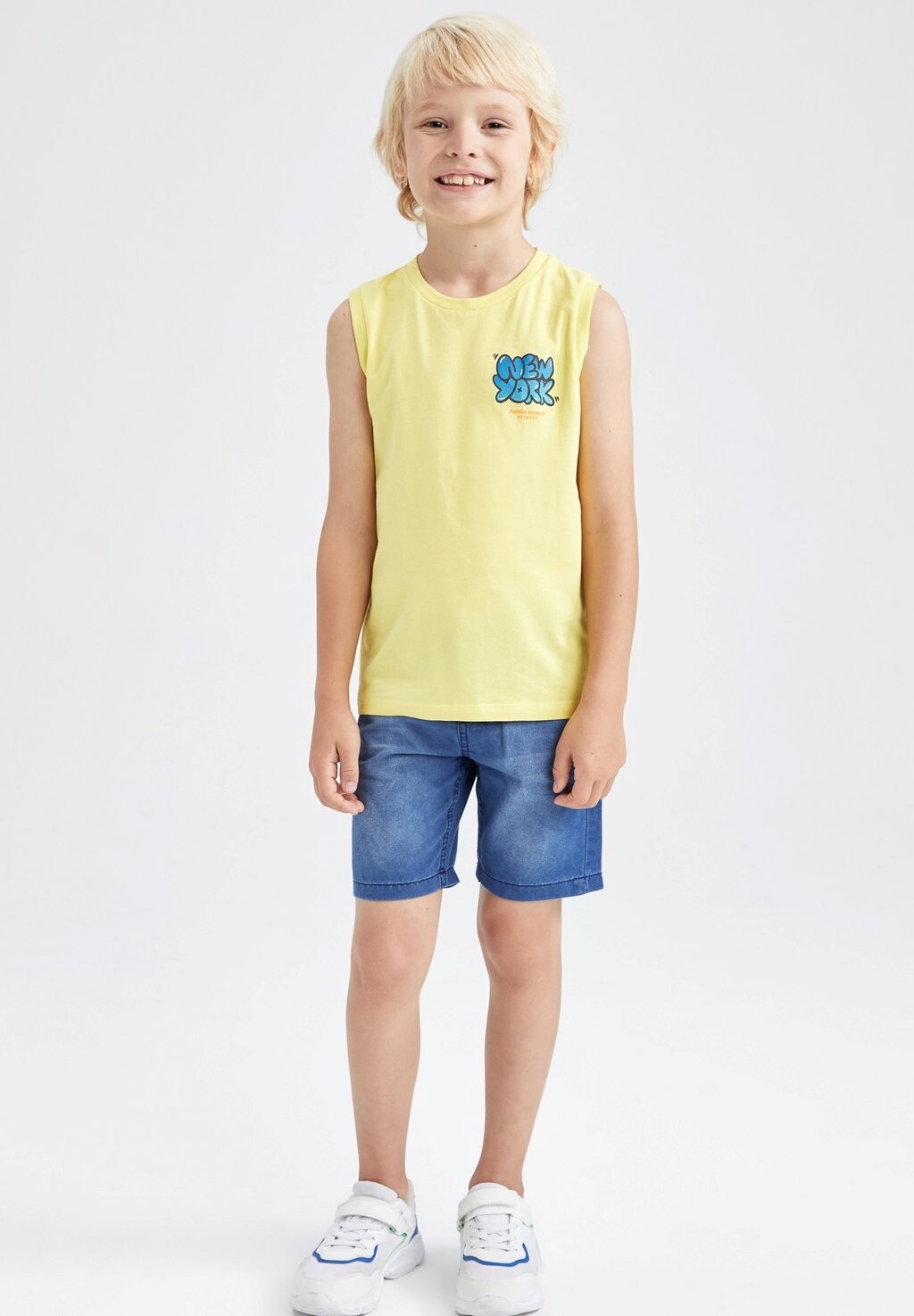 

Топ REGULAR FIT DeFacto, цвет yellow