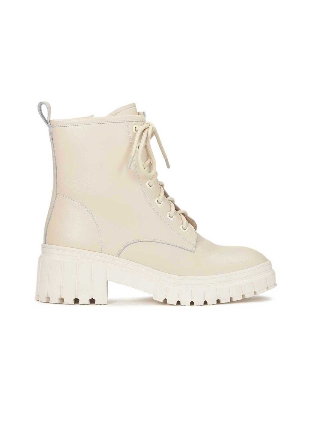 

Ботильоны на платформе Dusty Kazar Studio, цвет off white