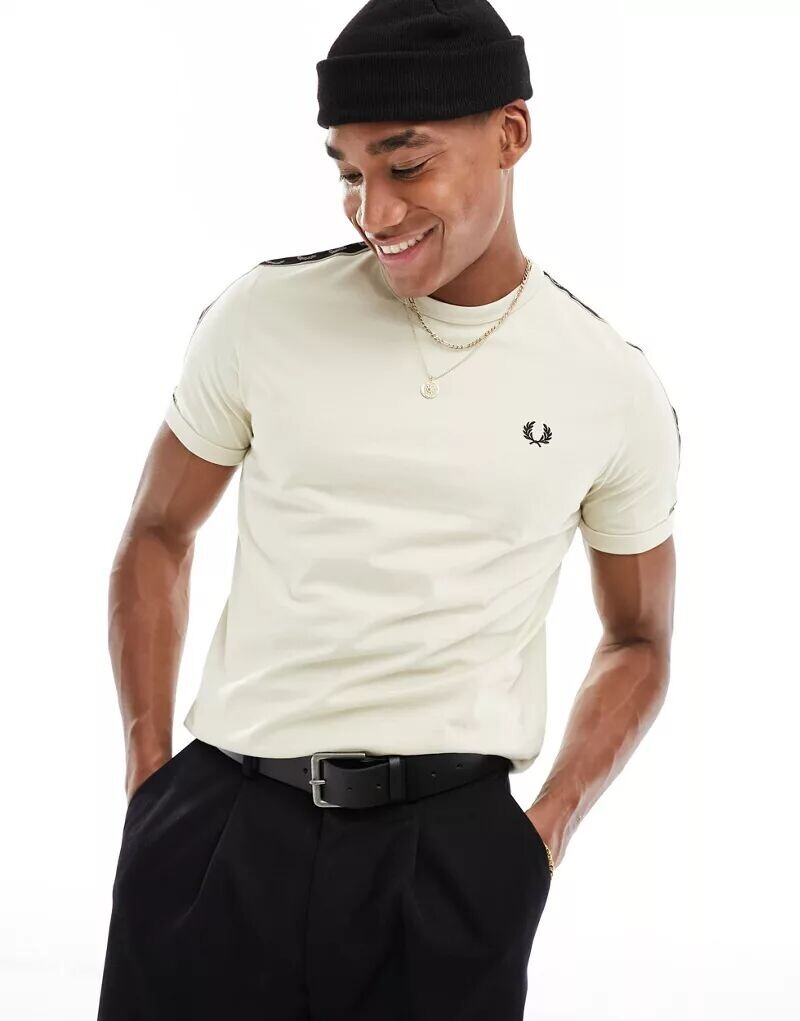 

Белая футболка с контрастной окантовкой Fred Perry Ringer, Серый