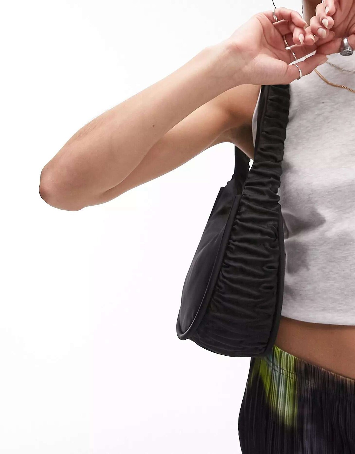 

Черная нейлоновая сумка через плечо Topshop Nancy