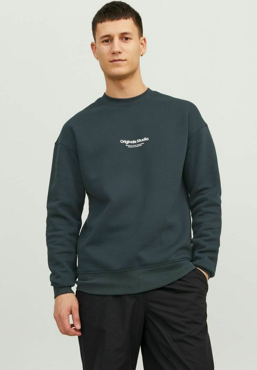 

Толстовка CREW NECK NOOS Jack & Jones, волшебный лес