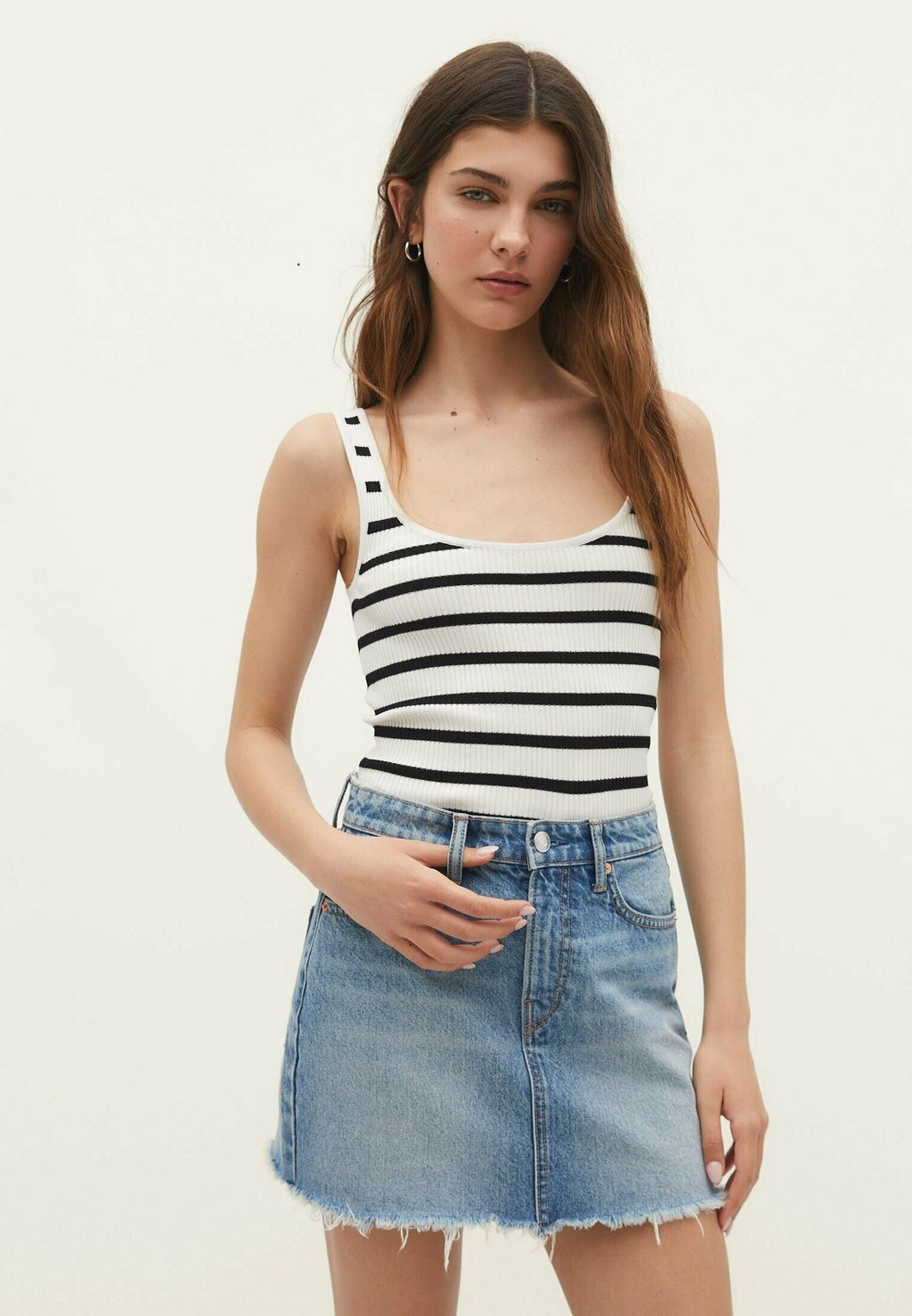 

Топ Stradivarius, бежевый
