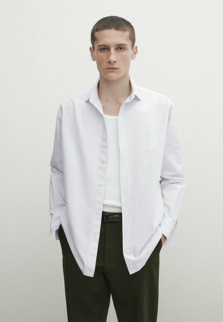 цена Рубашка REGULAR-FIT STRIPED Massimo Dutti, светло-серый