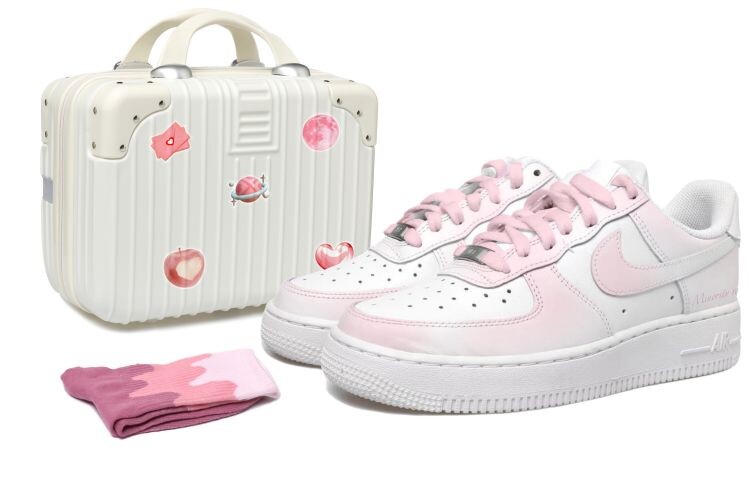 

Женские кроссовки для скейтбординга Nike Air Force 1
