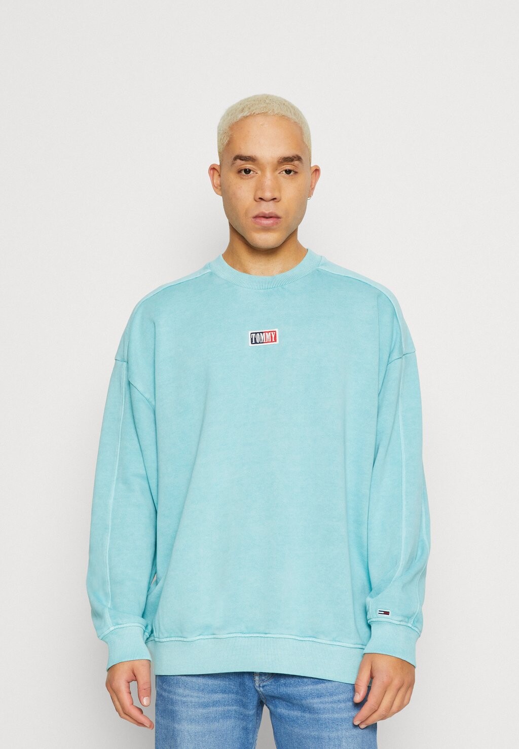 

Толстовка Tommy Jeans