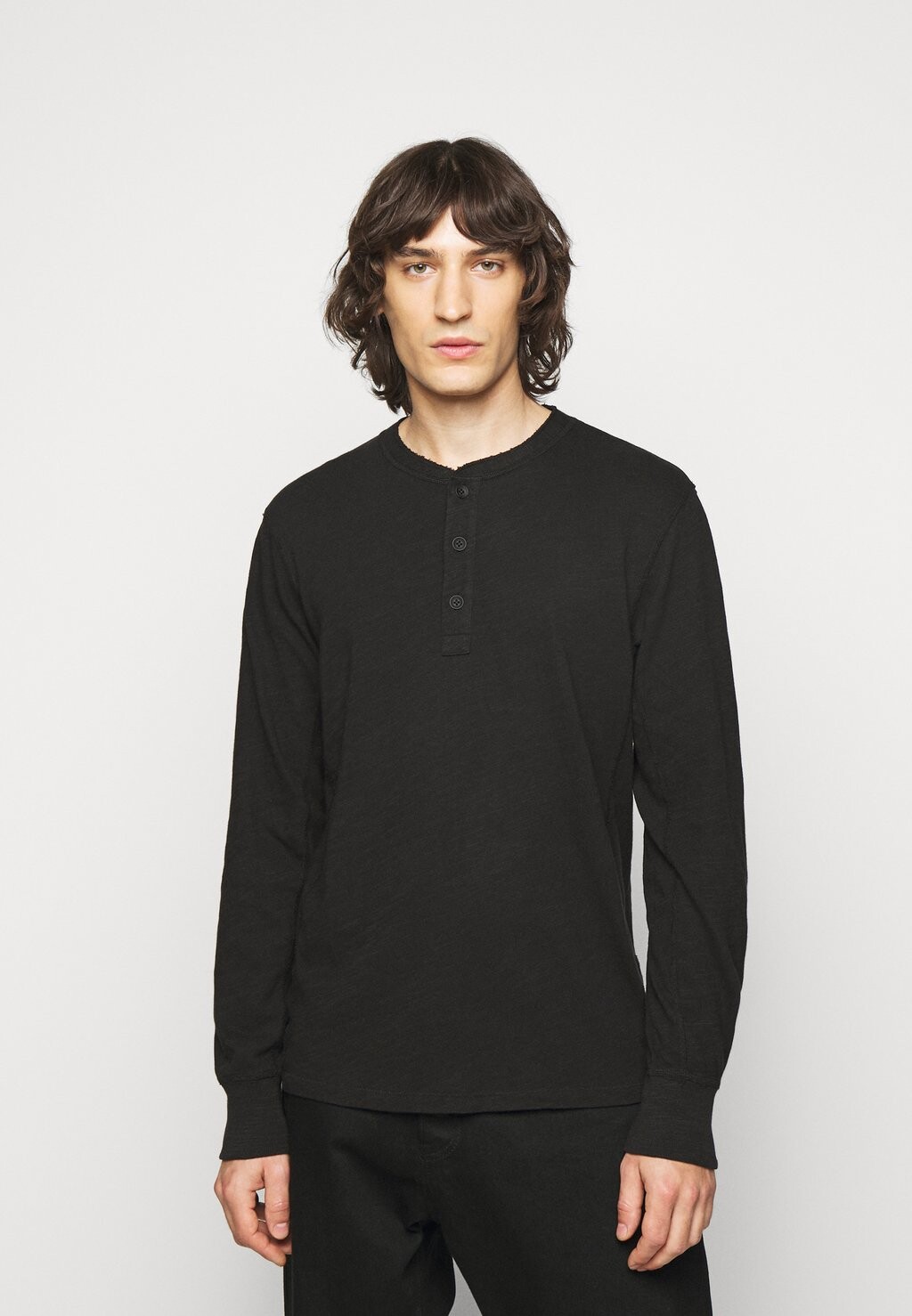 

Футболка с длинным рукавом CLASSIC HENLEY rag & bone, черная, Черный