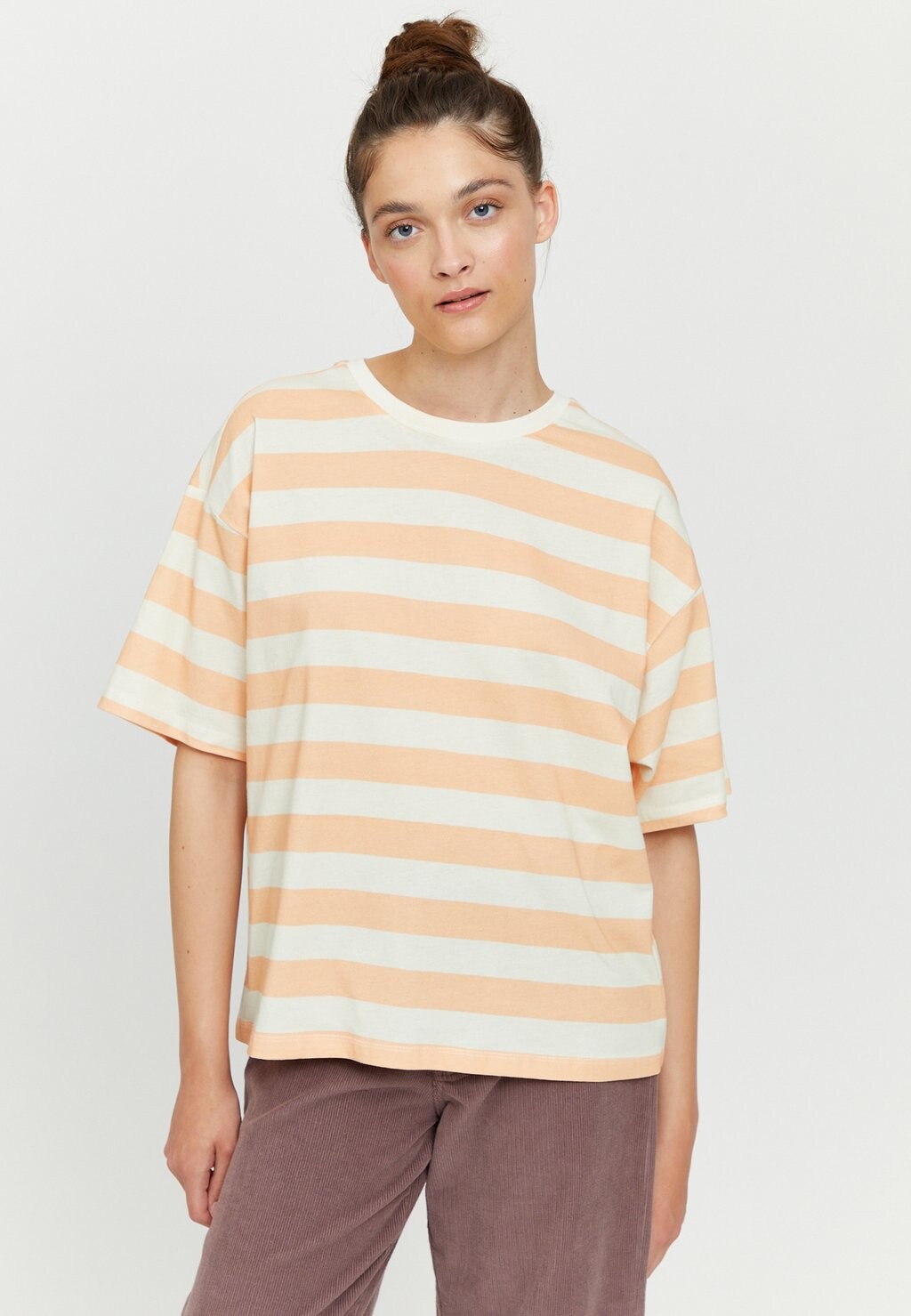 

Футболка с принтом RAVI Mazine, цвет apricot offwhite