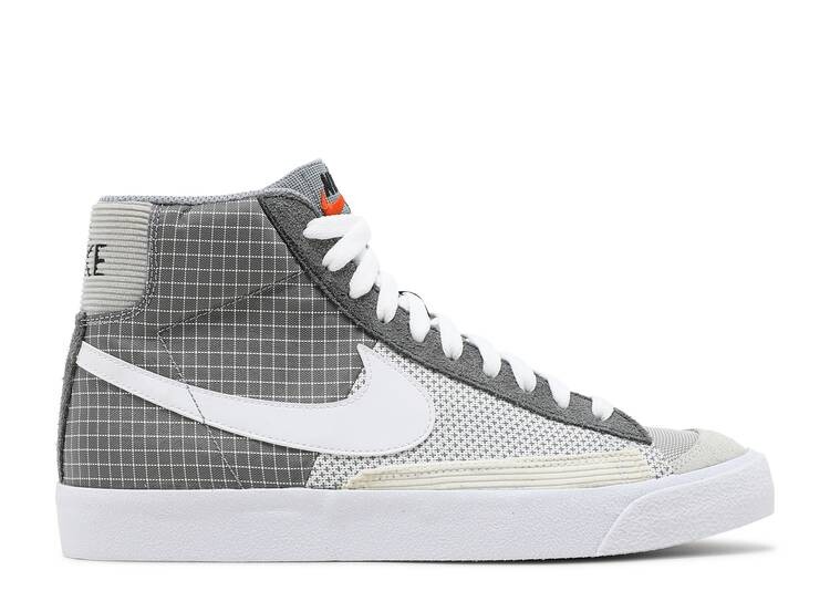 

Кроссовки Nike BLAZER MID '77 'PATCH - SMOKE GREY', серый