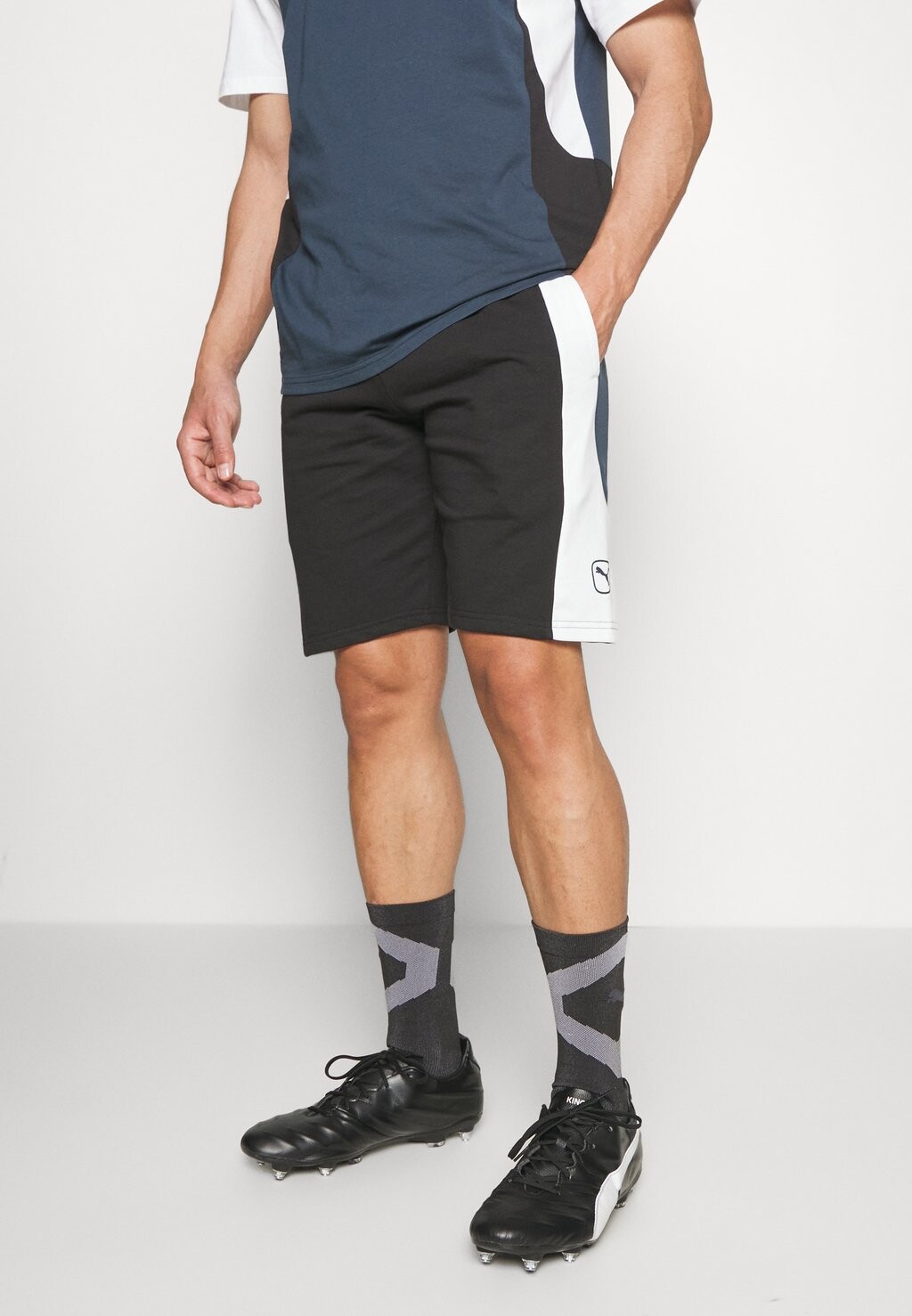 

Спортивные шорты Puma