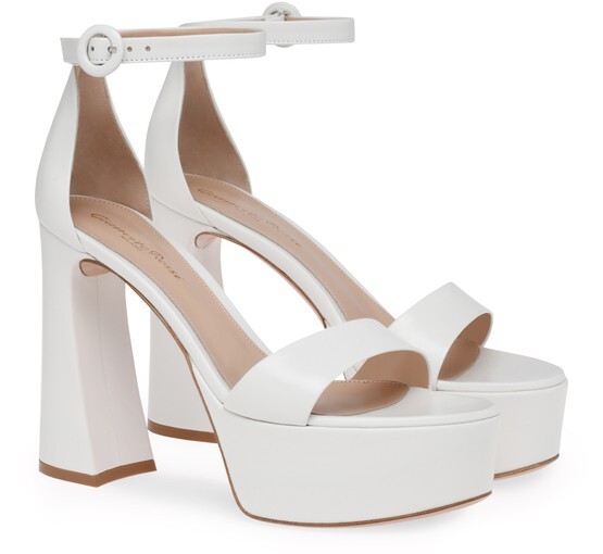 

Босоножки Holly на платформе Gianvito Rossi, белый