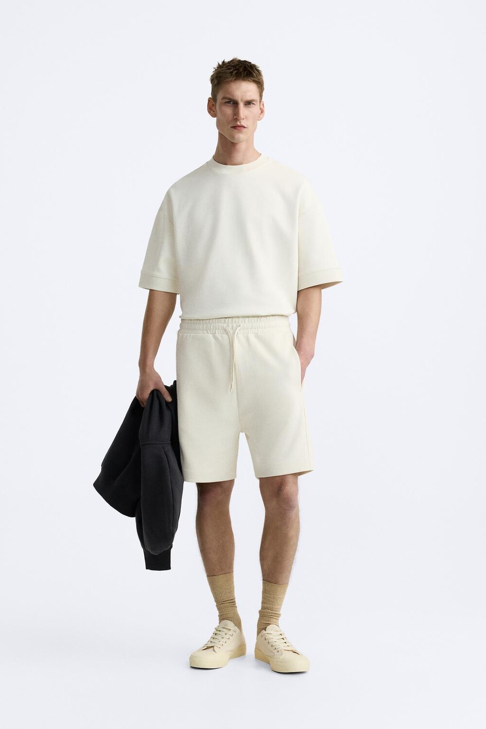 

Компактная толстовка ZARA, белый