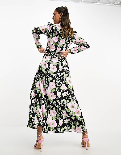 

Атласное платье макси с высоким воротником и сборками ASOS DESIGN