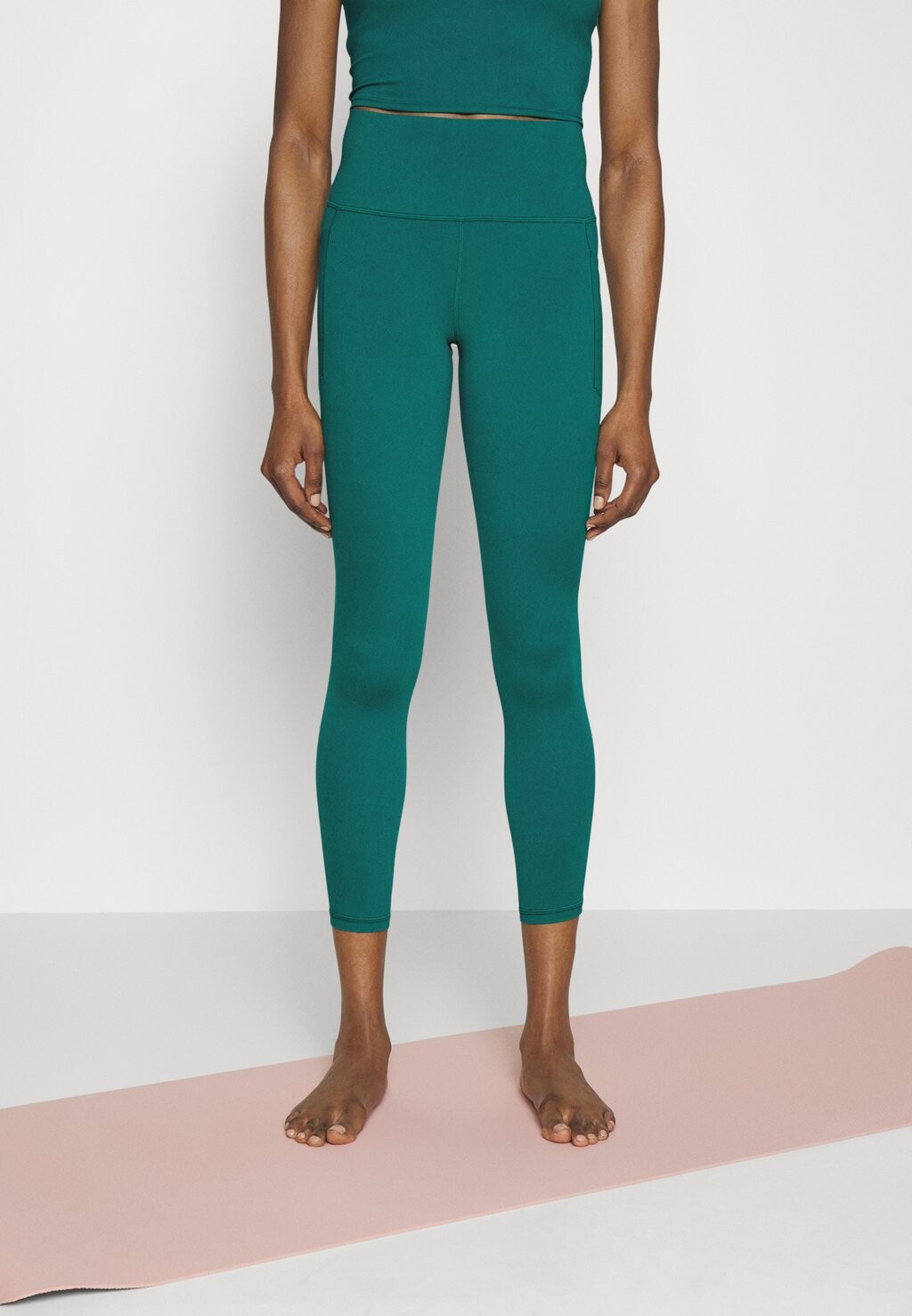 

Тайтсы Athleta, Зеленый