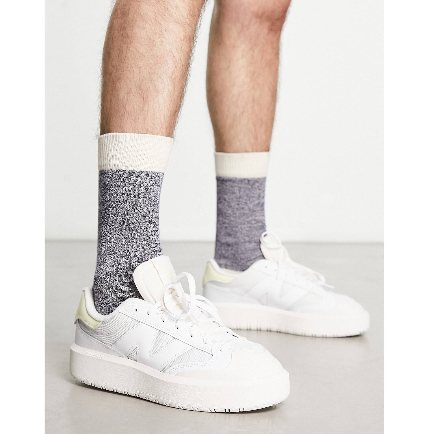 

Бело-желтые кроссовки New Balance CT302, Желтый