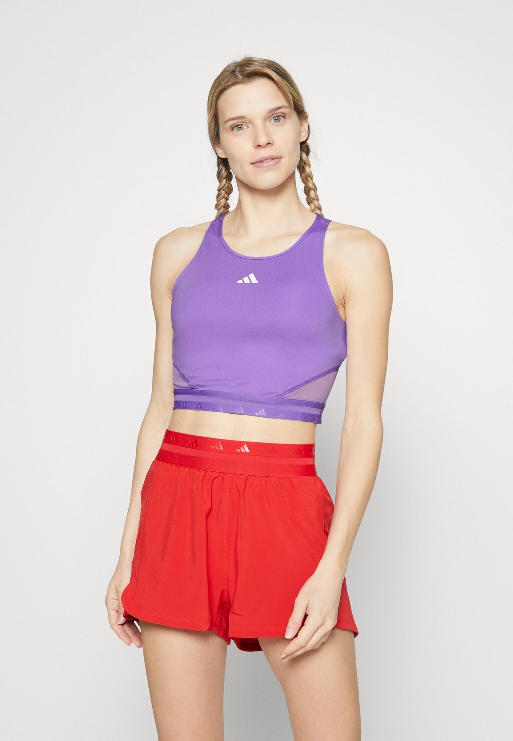 

Топ Adidas