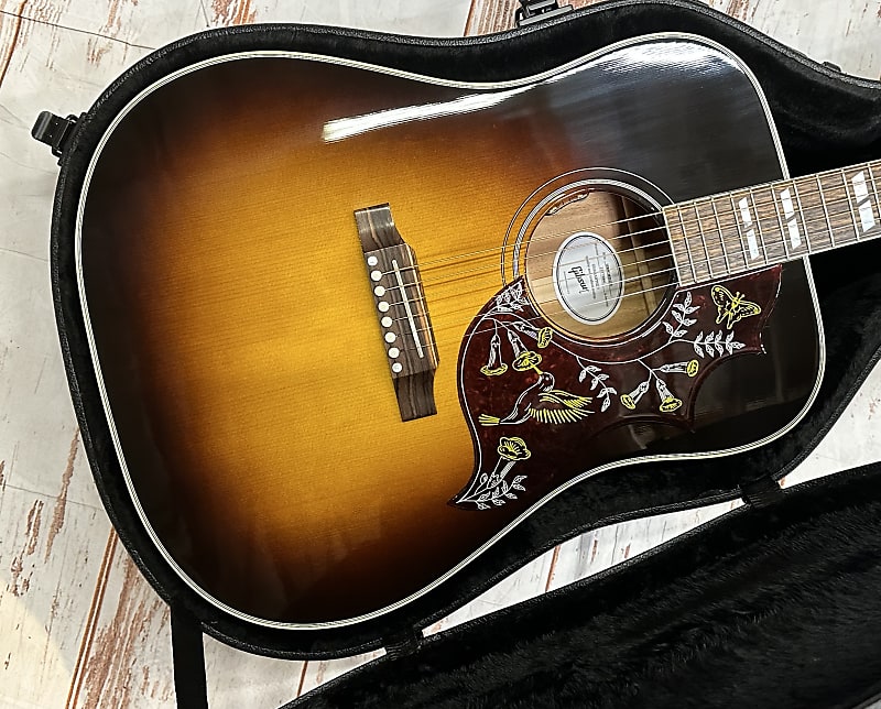Акустическая гитара Gibson Hummingbird Standard 2023 Vintage Sunburst New Unplayed Auth Dlr #066 auth
