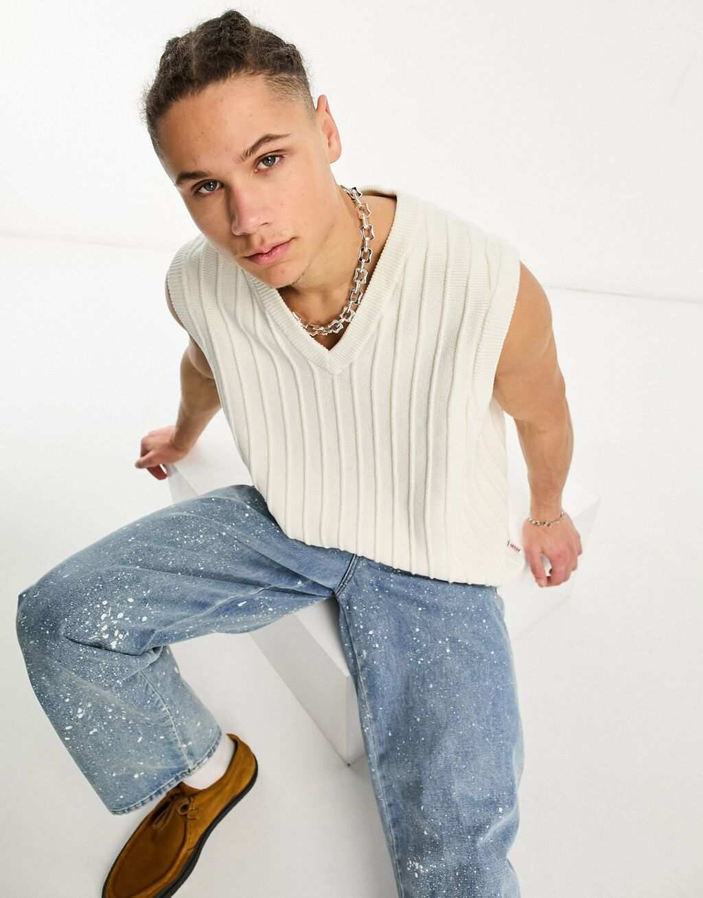 

Белоснежный свитер-жилет Guess Originals